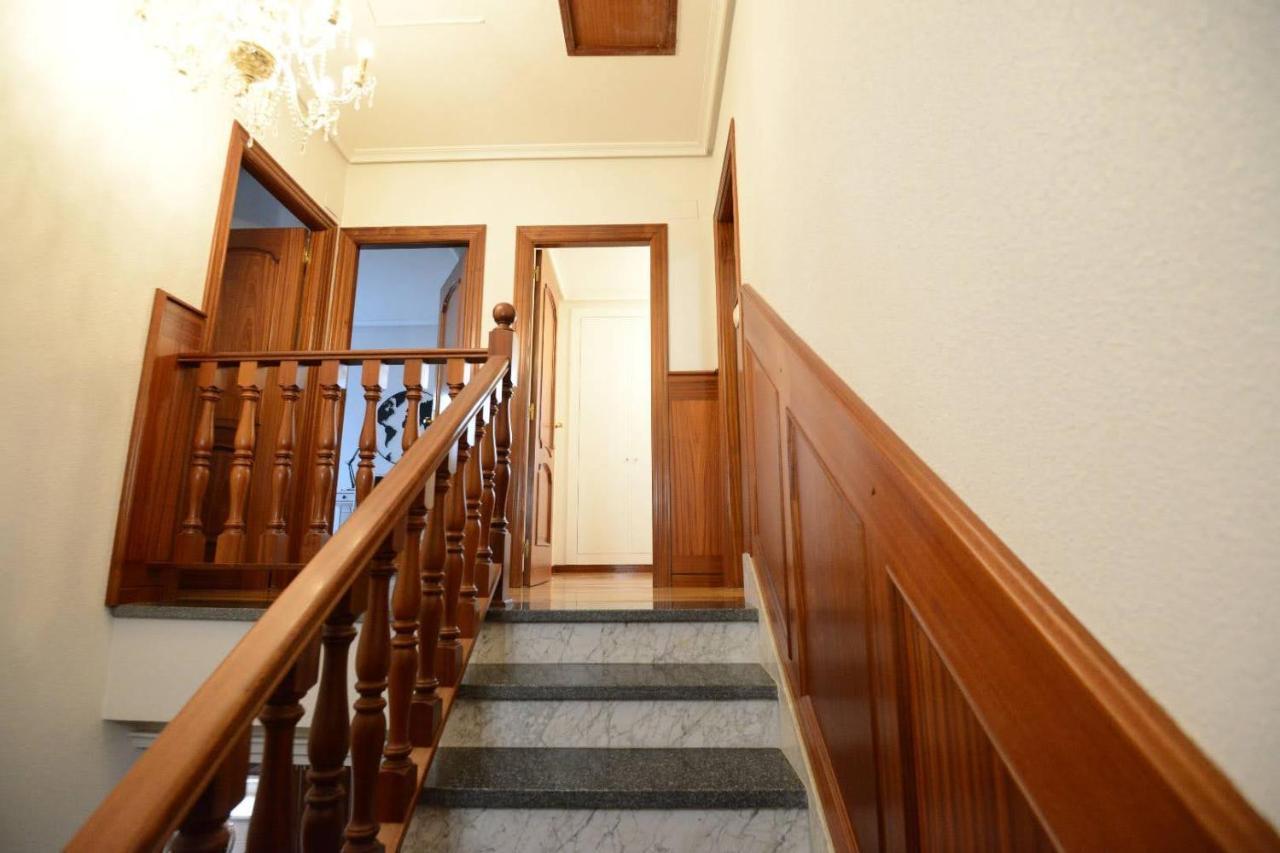 Housing Leon Casa Con Jardinヴィラ エクステリア 写真