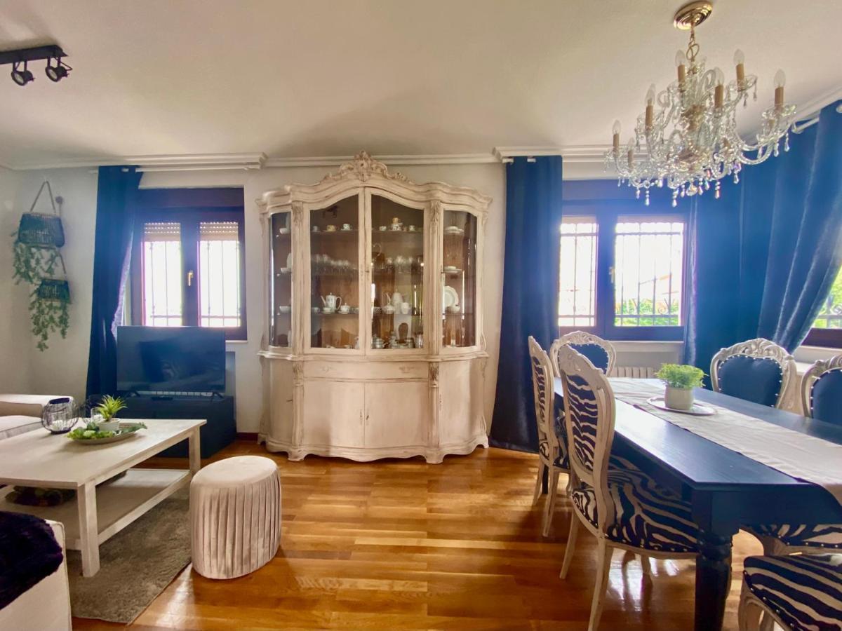 Housing Leon Casa Con Jardinヴィラ エクステリア 写真