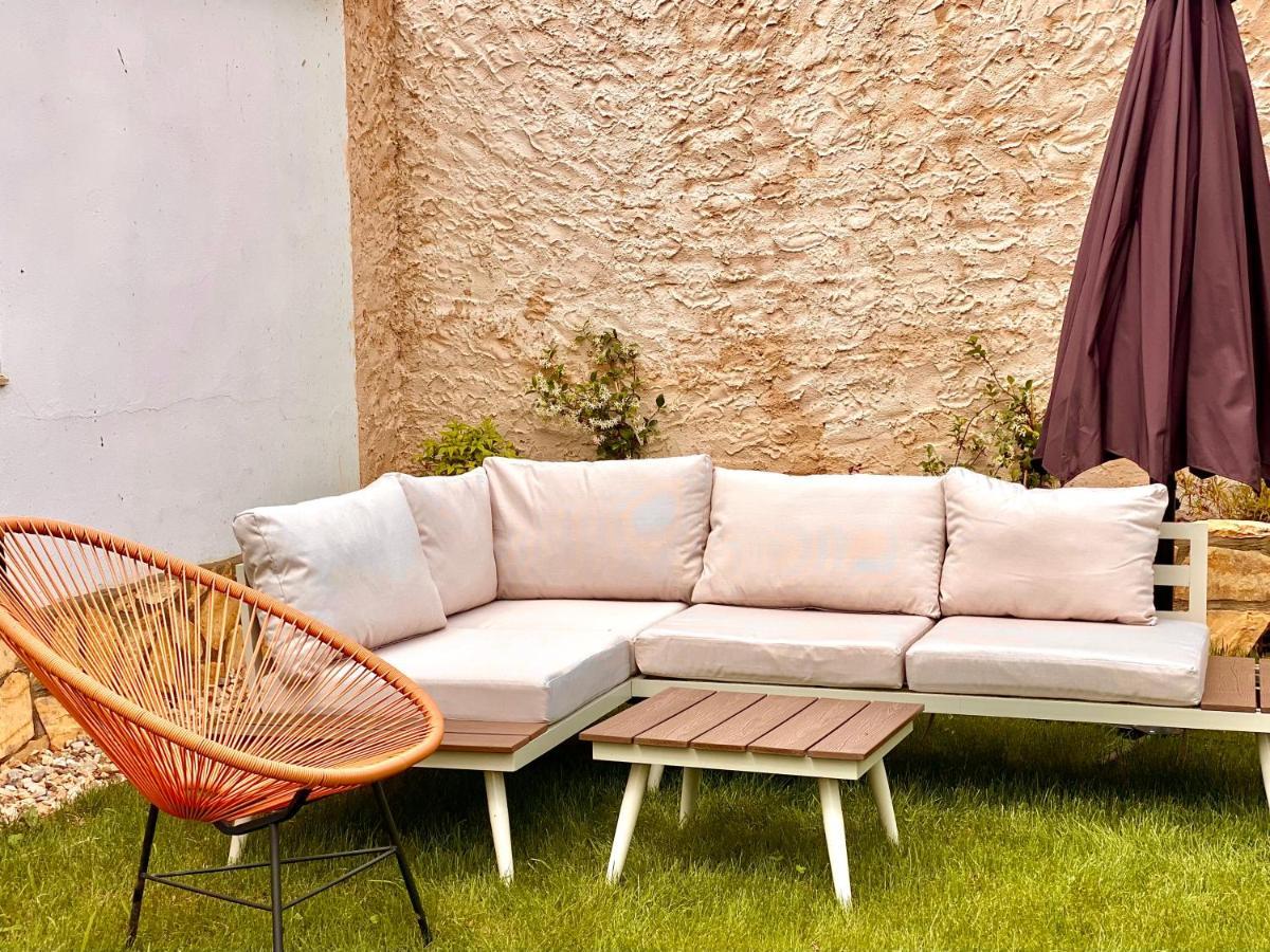 Housing Leon Casa Con Jardinヴィラ エクステリア 写真