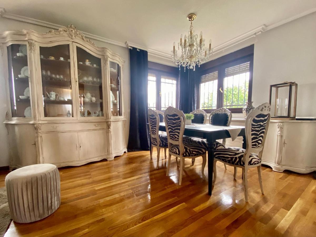 Housing Leon Casa Con Jardinヴィラ エクステリア 写真